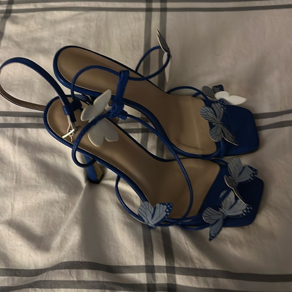 blue butterfly heels - Picture 1 of 3
